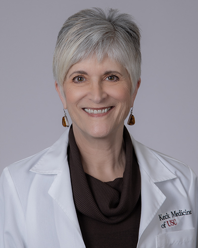 Headshot of Leslie Jane Tarlow