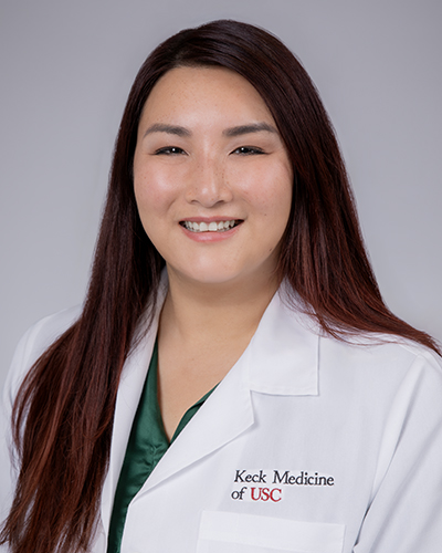 Headshot of Elizabeth Ren Zhang-Velten