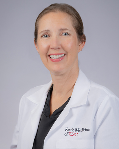 Headshot of Kelly Harper Tapert