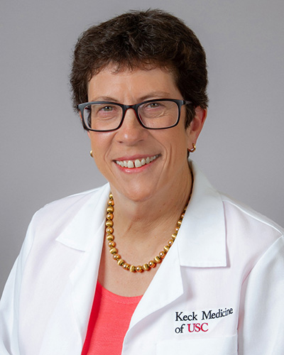 Headshot of Laura Mosqueda